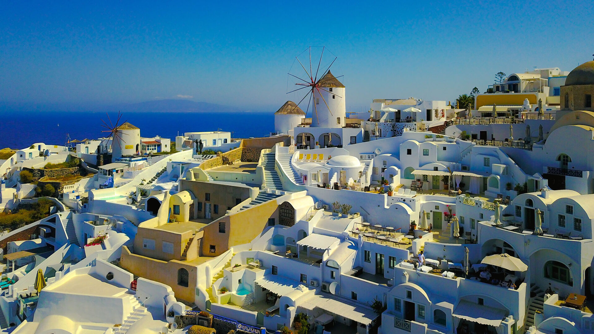 Happy Hotel Deals